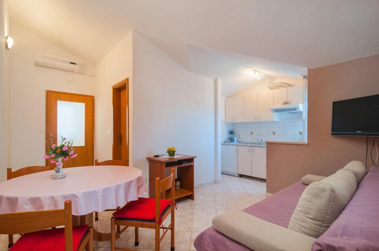 Apartmani Ban 1 Poljica  Bagian luar foto